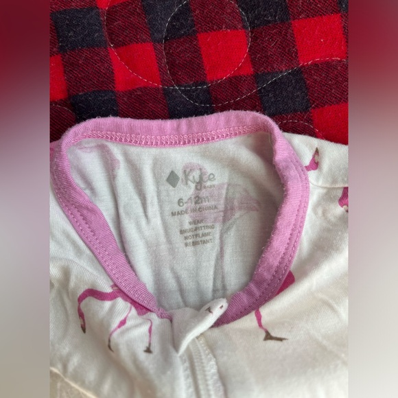 Kyte Baby footie - Flamingo 🦩 🪁 - Picture 4 of 5